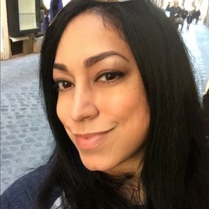 Meet your Posher, Jennese